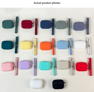 Funda Protectora de Silicona con Logotipo Personalizado, Bolsa con Herramienta de Limpieza, Kit de Limpieza con Esponja y Cepillo para Airpod Pro 3 - Product Image 5