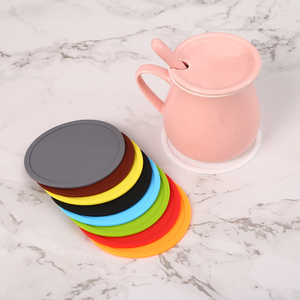 Sous-verres en silicone imperméables et antidérapants pour la maison et la cuisine - Product Image 1