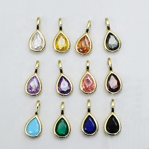 Mini pendentif classique pour femme, en forme de goutte, style pierre de naissance, avec breloques en cristal coloré, design minimaliste et charmant - Product Image 1