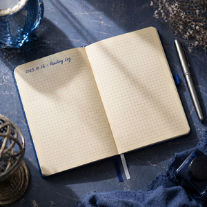 Cuaderno <span class=keywords><strong>de</strong></span> Lectura Personalizado LABON Azul Oscuro con Borde Plateado, Tapa Dura, Papelería, Regalo - Product Image 2