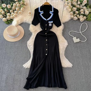 Women's Casual Summer <strong>Dresses</strong> Wholesale Short Sleeve Long Sweater Knit with Crew Neck and Button Decoration Clashing Colours - Product Image 2