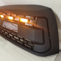 Spedking Nouveau design Accessoires de voiture Grille de pare-chocs avant avec lumière pour TOYOTA Tundra 2009-2013 Grille