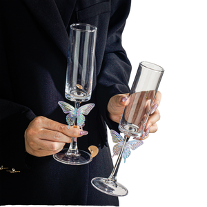 Chope à bière Lelyi style Ins à pied haut 101200 mL – Design moderne, ambiance créative, grande valeur esthétique, verrerie de fête - Product Image 1