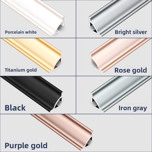 Profilo Angolare Triangolare in Alluminio Anodizzato per Interni, Modanatura Decorativa per Bordi di Piastrelle a Parete e Soffitto, Striscia di Transizione - Product Image 2