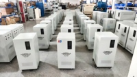Stabilisateur de tension automatique monophasé TND-20kVA 30kVA à servomoteur 220V AC avec protection contre les surtensions, certifié CE, en cuivre