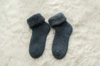 Chaussettes d'hiver en laine alpaga pour femmes, chaud, épais, en cachemire, thermique, nouvelle tendance, Logo personnalisé, pour l'extérieur