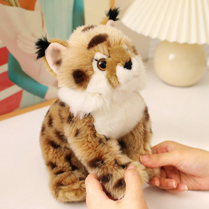 Peluche de Lince Realista OEM ODM, Peluche de Gato Silvestre Realista, Muñeco de Peluche de <span class=keywords><strong>Animal</strong></span> Salvaje Suave, Peluche con Logotipo Bordado Personalizado - Product Image 3
