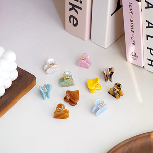 مشبك شعر YIYI على شكل قلب 2.5 سم، تصميم لطيف مخصص للجنسين، مشبك شعر صغير بنمط رخامي من الأسيتات، متوفر في المخزون، شحن خلال ثلاثة أيام - Product Image 1