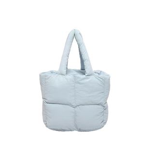 Sac fourre-tout matelassé léger et portable pour femme, style nuage doux, tendance - Product Image 2