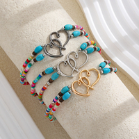 Ensemble de bracelets colorés en verre soufflé et perles avec 3 breloques cœurs entrelacés, finition or/argent/gunmetal, style bohème, cadeau unisexe