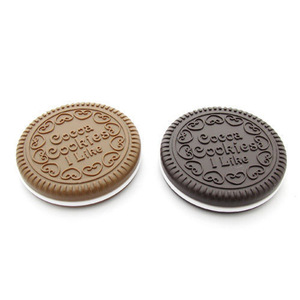 Portable <b>foldable</b> chocolate sandwich cookie makeup <b>mirror</b> with comb, cute princess-style <b>foldable</b> round <b>mirror</b>. - Product Image 5