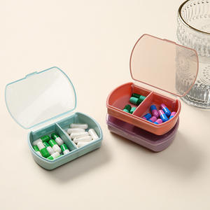 批发定制便携式迷你药丸收纳盒药盒旅行<span class=keywords><strong>2</strong></span>格带翻盖的小药丸容器 - Product Image 5