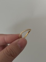 Bague en zircon de qualité brillante et délicate, plaquée or PVD, en acier inoxydable, étanche, fine, à motif ondulé, bijoux
