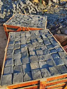 حجر بازلت أسود مطلق ذو سطح مشقوق طبيعي من شيامن هانغماو، حجر رصف مكعب 10×10×5 للبيع - Product Image 2