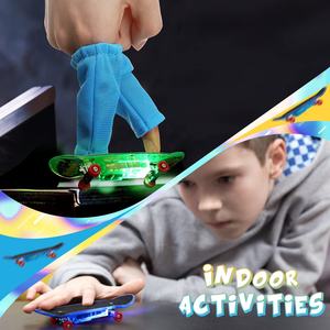 LED 18 pièces <span class=keywords><strong>finger</strong></span> <span class=keywords><strong>skate</strong></span> rampa, vente en gros <span class=keywords><strong>finger</strong></span> skateboard gris 26mm, jouet <span class=keywords><strong>finger</strong></span> skateboard <span class=keywords><strong>avec</strong></span> <span class=keywords><strong>rampe</strong></span> - Product Image 5