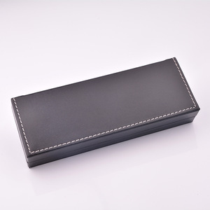 Scatola di penna nera in pelle di lusso personalizzata per confezione da penna o regalo con Logo personalizzato - Product Image 1