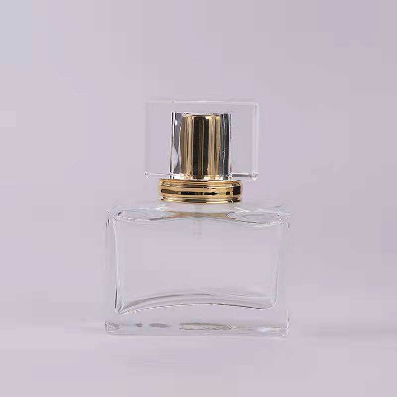 Gold Cap with Gold Sprayer