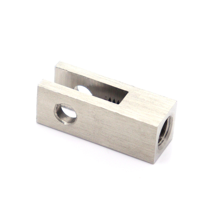 Pièces de CNC d'usinage de précision OEM différentesétal d'usinage CNC de pièces en alu matières premières en mminium