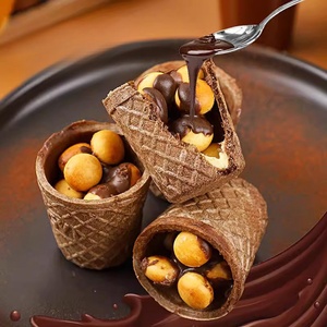 Snack all'ingrosso 320g: Cono Gelato, <span class=keywords><strong>Biscotto</strong></span> a Tazza al Cioccolato, <span class=keywords><strong>Biscotto</strong></span> Commestibile Halal, Tazza di Cioccolato Commestibile, <span class=keywords><strong>Biscotto</strong></span> al Cioccolato - Product Image 1