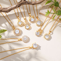 Collier rond en zircon en acier titane inaltérable pour femme, pendentif halo en cuivre plaqué or 18 carats, bijoux étanches élégants, vente en gros