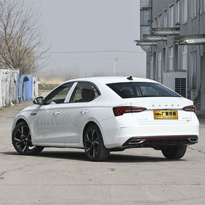 China Coche usado <span class=keywords><strong>Skoda</strong></span> <span class=keywords><strong>Octavia</strong></span> Sedan 1.4TSI Motor Práctico Liftback Diseño Calidad Europea <span class=keywords><strong>Precio</strong></span> asequible - Product Image 4