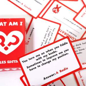 Carte da Poker 'What Am I?' - Giochi d'Amore Divertenti per Coppie, Gioco per Adulti con Carte delle Regole - Product Image 4
