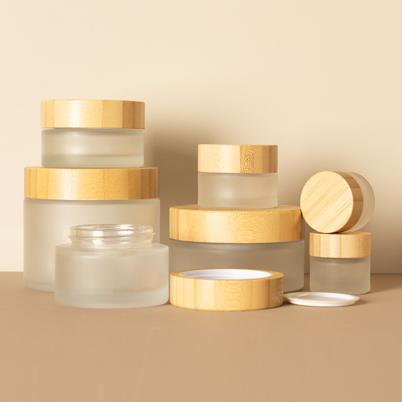 2025 Popular Frosted Glass Cream Jar With Natural Bamboo Lid 30ml Volume for Face Cream Packaging Screw Cap Sealing Type