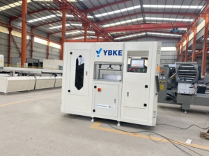Centre d'usinage CNC 3 axes de haute précision pour le traitement des profilés de fenêtres en aluminium - Product Image 2