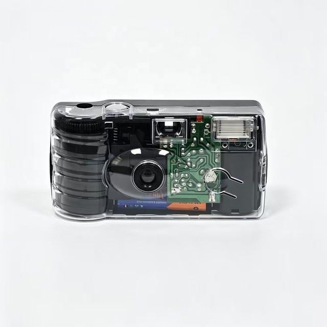 Winait Disposable 35mm Film Camera with Flash Light and Transparent Case