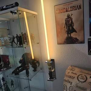 Support <span class=keywords><strong>mural</strong></span> sabre laser avec motif Support de sabre laser en bois Support <span class=keywords><strong>mural</strong></span> sabre laser vertical - Product Image 4