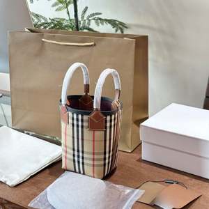 Sac à bandoulière de luxe authentique de haute qualité pour femme, petit format, de marque de créateur, tendance - Product Image 6