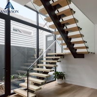 Escalier en métal sur mesure à poutres carrées, escalier moderne en métal pour intérieur résidentiel