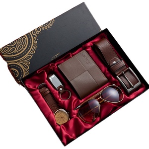 2025 nuovo <span class=keywords><strong>Set</strong></span> regalo da <span class=keywords><strong>uomo</strong></span> TW per il profumo della <span class=keywords><strong>cintura</strong></span> dell'orologio del <span class=keywords><strong>portafoglio</strong></span> del nuovo anno-per il giorno del papà di San Valentino del giorno del ringraziamento transfrontaliero - Product Image 4