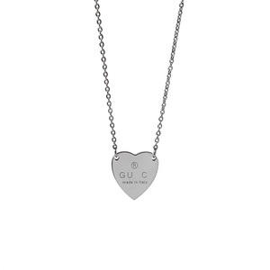 <span class=keywords><strong>Collana</strong></span> con Ciondolo a Cuore con <span class=keywords><strong>Lettera</strong></span> <span class=keywords><strong>G</strong></span> Incisa in Acciaio al Titanio, Design Ispirato - Product Image 3