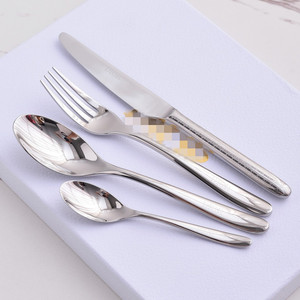 Offre Spéciale – Ensemble de Couverts de Mariage Effet Miroir en Acier Inoxydable – Lot de 4 Pièces - Product Image 4