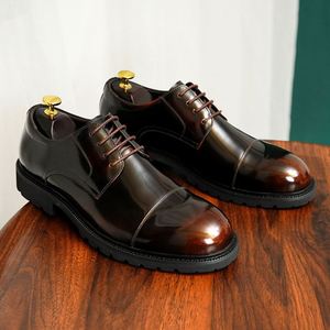 Chaussures habillées de luxe en cuir Oxford pour hommes, idéales pour les affaires, les mariages, grandes tailles, légères et confortables - Product Image 1