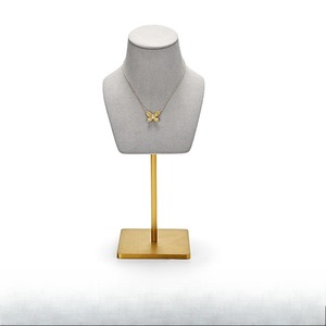 Expositor de joyería personalizado para collares, expositor de escaparate, expositor de metal con patas altas para exhibir collares tipo boloíto. - Product Image 4