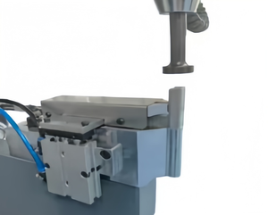 Máquina Remachadora Hidráulica de Alimentación Automática para Láminas Metálicas, de Alta Productividad, con Pedal - Product Image 3
