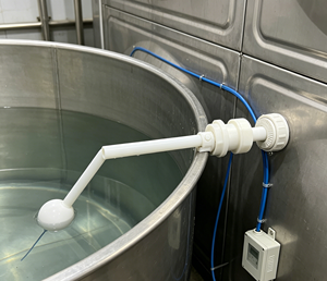 Capteur de niveau de liquide en plastique à montage latéral - Product Image 4