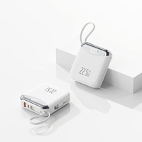 Batterie externe ultra-fine 10000 mAh, chargeur portable 22,5 W à charge rapide avec câbles intégrés et écran numérique