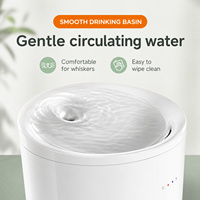 Fontaine à eau intelligente pour animaux de compagnie certifiée CE FCC RoHS pour chats d'intérieur et petits chiens, 2,5 L, 3 W, contrôle par application, double filtration