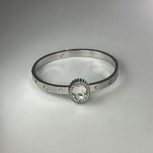 Fashion Bangle 316L Stainless Steel PVD Gold Plating Oval <b>Crystal</b> Center Stone Women's Jewelry <b>Bracelet</b> - Product Image 1