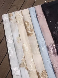 Nhà Máy Trực Tiếp Guofeng Pha Lê Hoa Bead Thêu Lưới Ren Vải Chất Lượng Cao Lụa Crepe Dưới Thêu Vải - Product Image 4