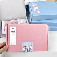 Boîte d'expédition en carton ondulé pliable en gros, taille et couleur personnalisées, logo estampé à chaud, emballage plat pour l'expédition de cadeaux