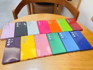 Custodia per telefono in morbido TPU con Glitter colorato con Glitter fluorescente per <span class=keywords><strong>Samsung</strong></span> S24 S23 S22Ultra Plus Cover completamente antiurto - Product Image 5