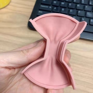 Vintage-Style Farfalloni-Shaped Silicone Heat Resistant Non-Slip <b>Pot</b> <b>Holders</b> Funny Kitchen Gadgets Grilling Cleaning Dotted - Product Image 5