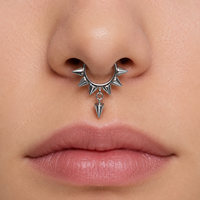 En gros Anneau de nez, boucles d'oreilles et clicker de septum en titane ASTM F136 plaqué or, style punk gothique avec pique et pendentif cône, cadeau de mariage, bijoux corporels