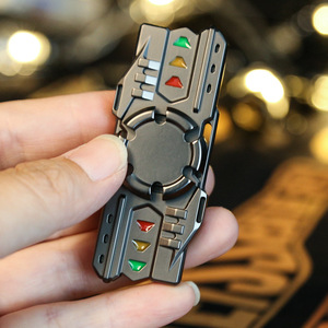 Giroscopio Luminoso de Punta de Dedo con Diseño Personalizado de Cañón Láser, Antiestrés, EDC, de Metal, para Adultos, Niños y Niñas - Product Image 3