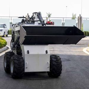 Mini Cargadora de Ruedas Nueva con Tracción <span class=keywords><strong>4x4</strong></span>, Capacidad de Carga de 1 Tonelada, Accesorio de Cucharón - La Mejor Mini Retroexcavadora de China en Venta - Product Image 5