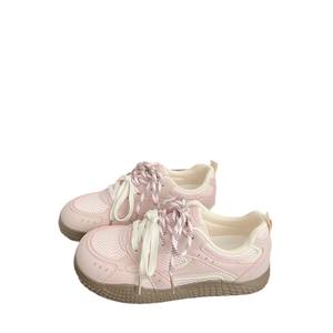 Zapatillas Blancas de Mujer de Diseño de Alta Calidad con Suela Gruesa, Parte Superior de Malla, Entresuela de Lujo, Forro Transpirable, Diseño Único y Versátil - Product Image 3